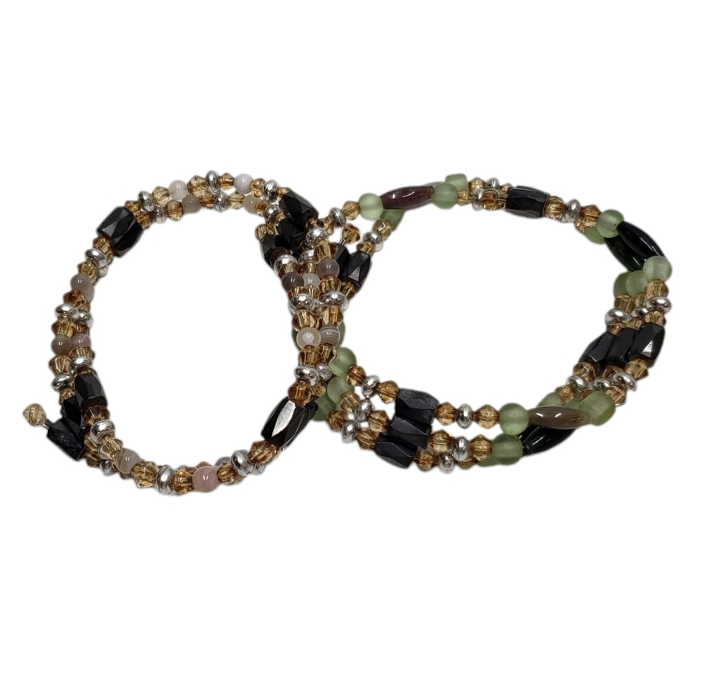 🔷️Elegant Beaded Bracelet Set Magnetic Black, Green, Gold Multicolour